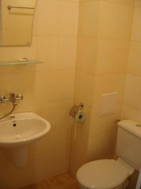 Central Park Family Hotel Kavarna Phòng bức ảnh
